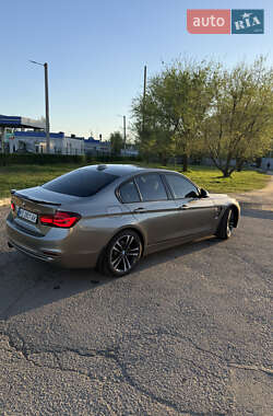 Седан BMW 3 Series 2017 в 