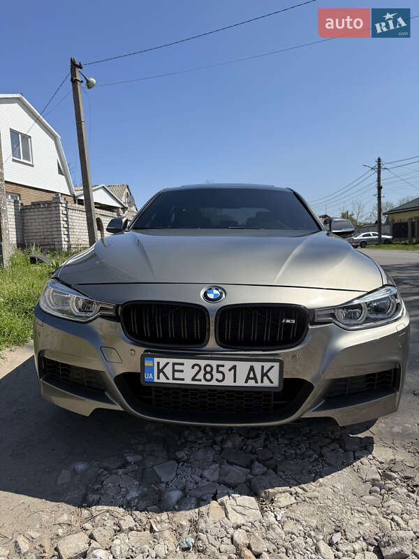 Седан BMW 3 Series 2017 в Днепре