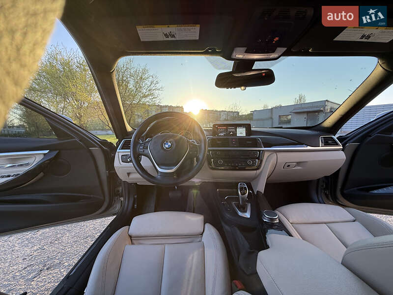 Седан BMW 3 Series 2017 в Днепре