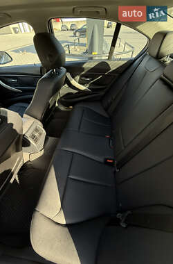 Седан BMW 3 Series 2013 в 