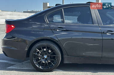 Седан BMW 3 Series 2013 в 