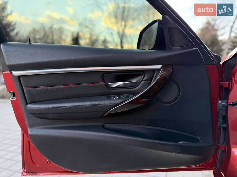 Седан BMW 3 Series 2017 в Львове