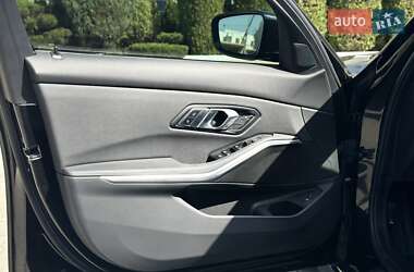 Седан BMW 3 Series 2019 в 