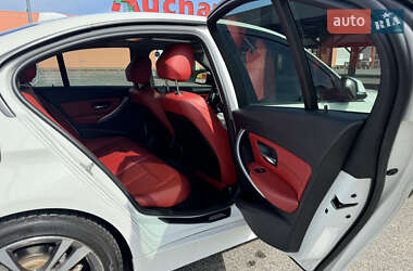 Седан BMW 3 Series 2015 в 