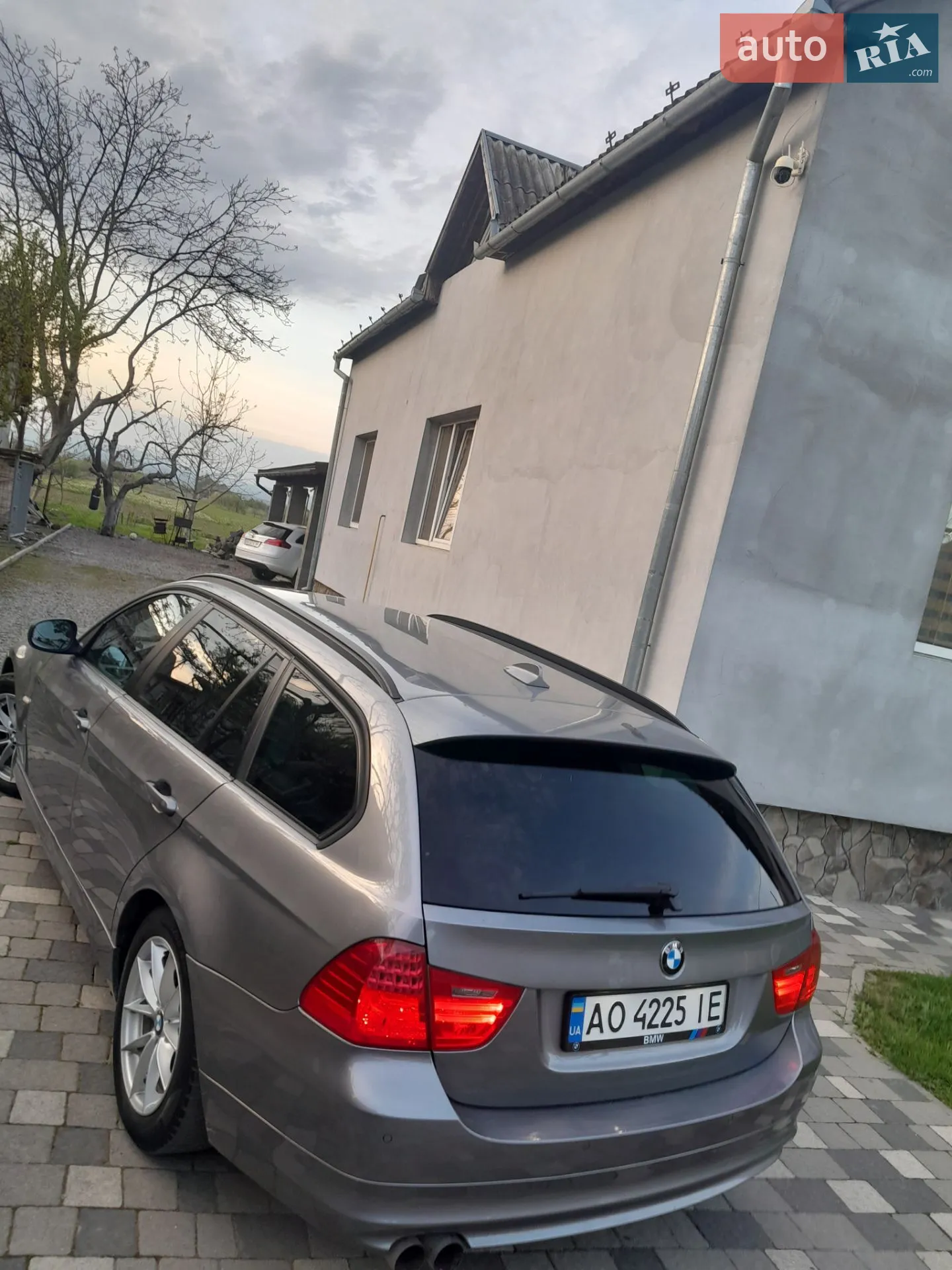 2010 BMW 3er - мініатюра 11