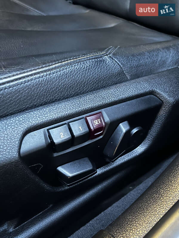 Седан BMW 3 Series 2015 в Луцьку