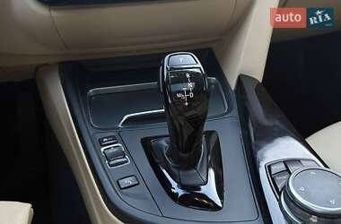 Седан BMW 3 Series 2017 в 