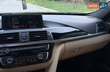 Седан BMW 3 Series 2017 в 