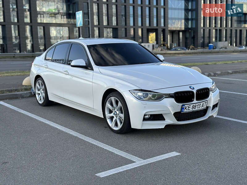 Седан BMW 3 Series 2014 в Киеве фото 3 Седан BMW 3 Series 2014 в Киеве