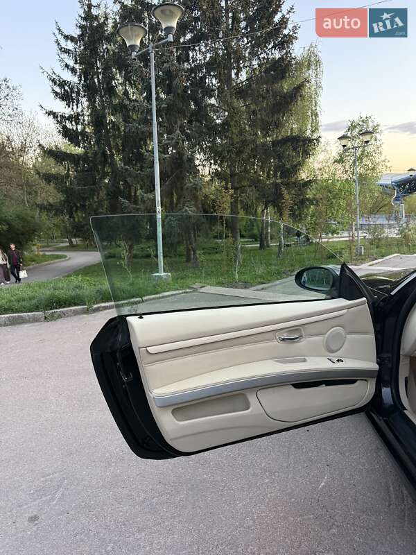 Купе BMW 3 Series 2010 в Житомире