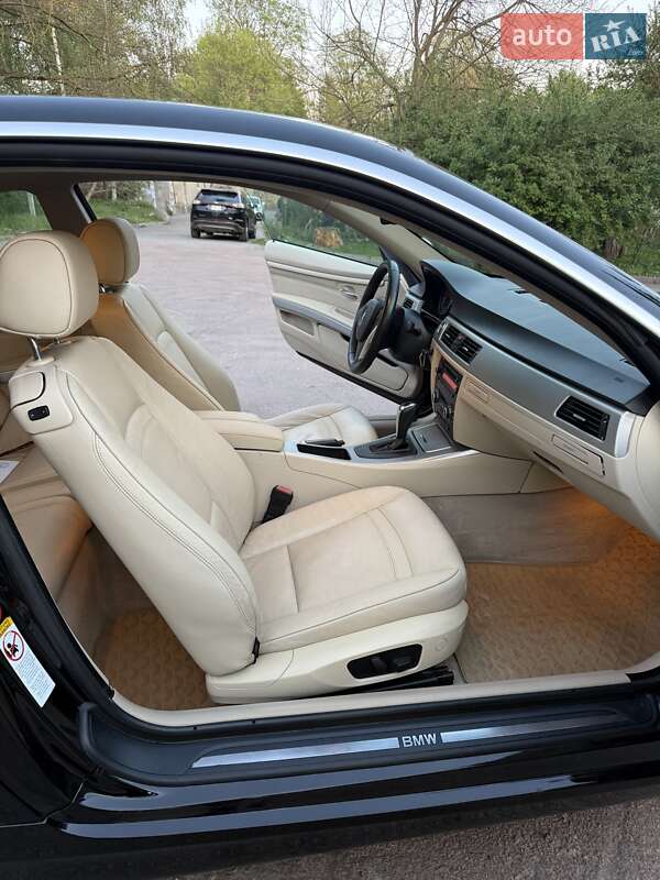 Купе BMW 3 Series 2010 в Житомире