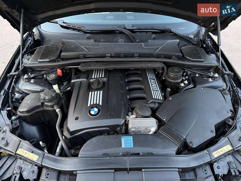 Купе BMW 3 Series 2010 в Житомире