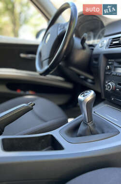 Седан BMW 3 Series 2008 в 