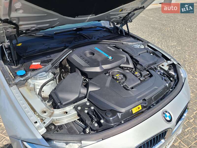 Седан BMW 3 Series 2018 в Дніпрі