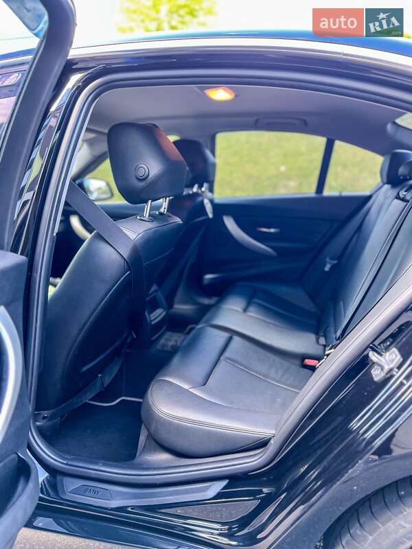 Седан BMW 3 Series 2012 в Києві