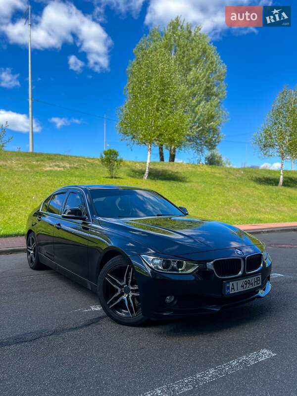 Седан BMW 3 Series 2012 в Києві
