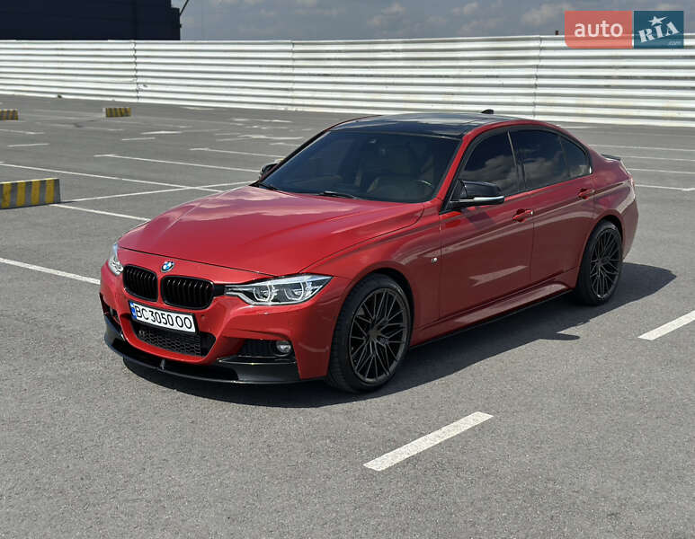 Седан BMW 3 Series 2015 в Львові