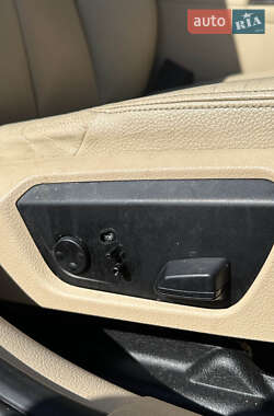 Седан BMW 3 Series 2013 в 