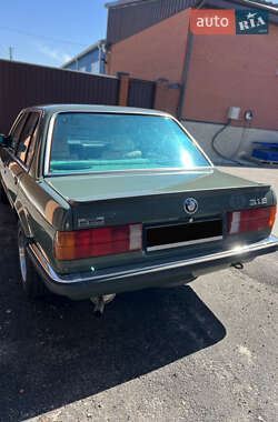 Седан BMW 3 Series 1984 в 