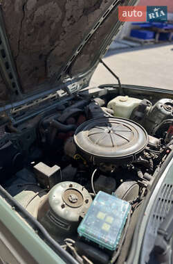 Седан BMW 3 Series 1984 в 