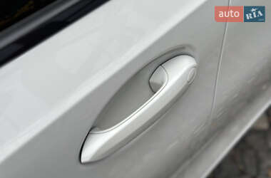 Седан BMW 3 Series 2022 в 