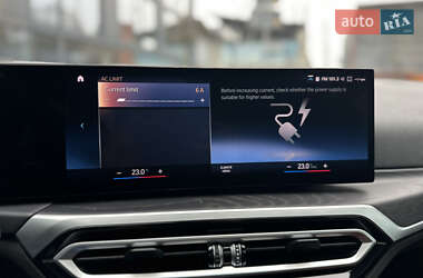 Седан BMW 3 Series 2022 в 