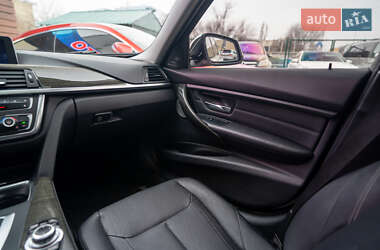 Седан BMW 3 Series 2013 в 
