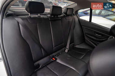 Седан BMW 3 Series 2013 в 