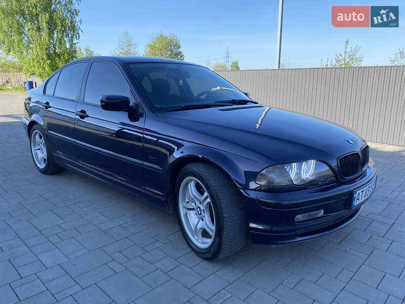 Седан BMW 3 Series 2001 в Рожнятові