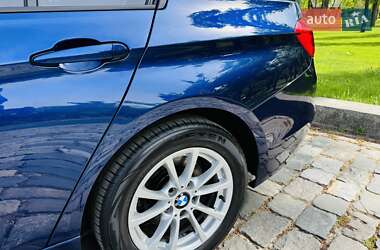 Седан BMW 3 Series 2017 в 