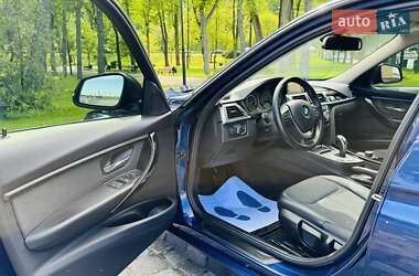 Седан BMW 3 Series 2017 в 
