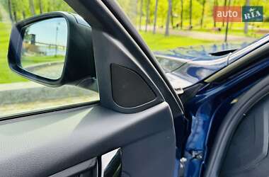 Седан BMW 3 Series 2017 в 