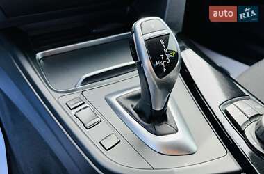 Седан BMW 3 Series 2017 в 