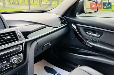 Седан BMW 3 Series 2017 в 