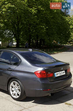 Седан BMW 3 Series 2015 в 