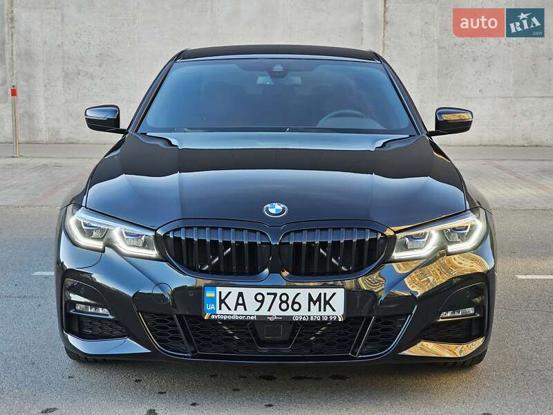 Седан BMW 3 Series 2022 в Киеве