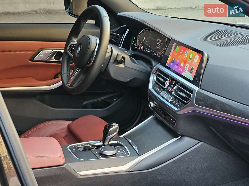 Седан BMW 3 Series 2022 в Киеве