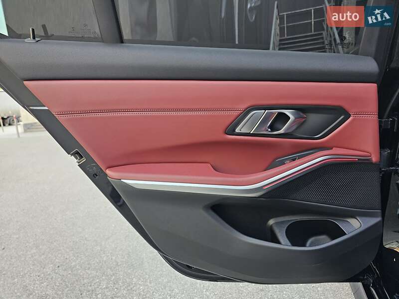 Седан BMW 3 Series 2022 в Киеве