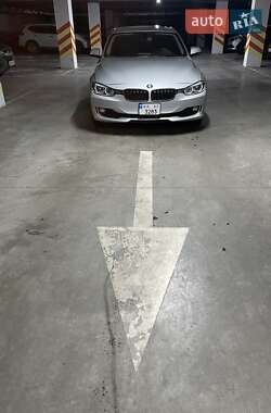Седан BMW 3 Series 2015 в 