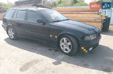 Универсал BMW 3 Series 1995 в 
