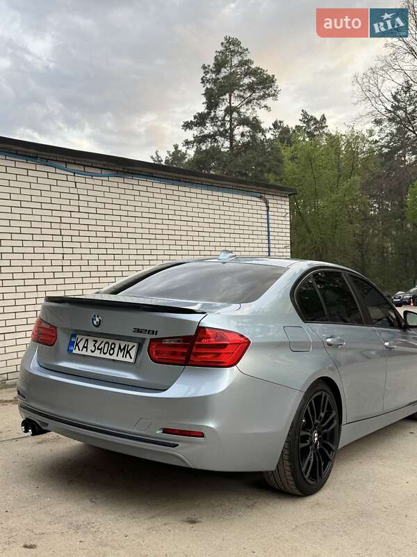 Седан BMW 3 Series 2013 в Киеве фото 7 Седан BMW 3 Series 2013 в Киеве