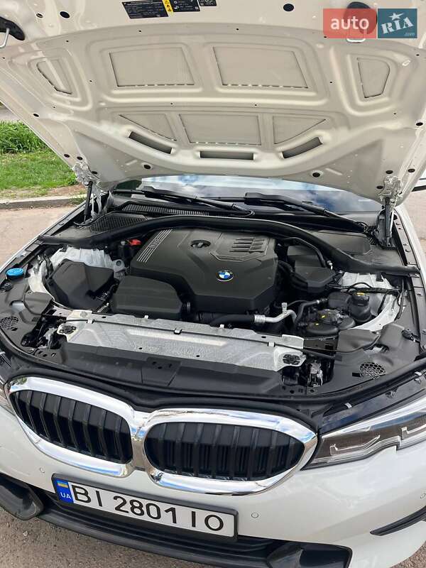 Седан BMW 3 Series 2019 в Полтаве