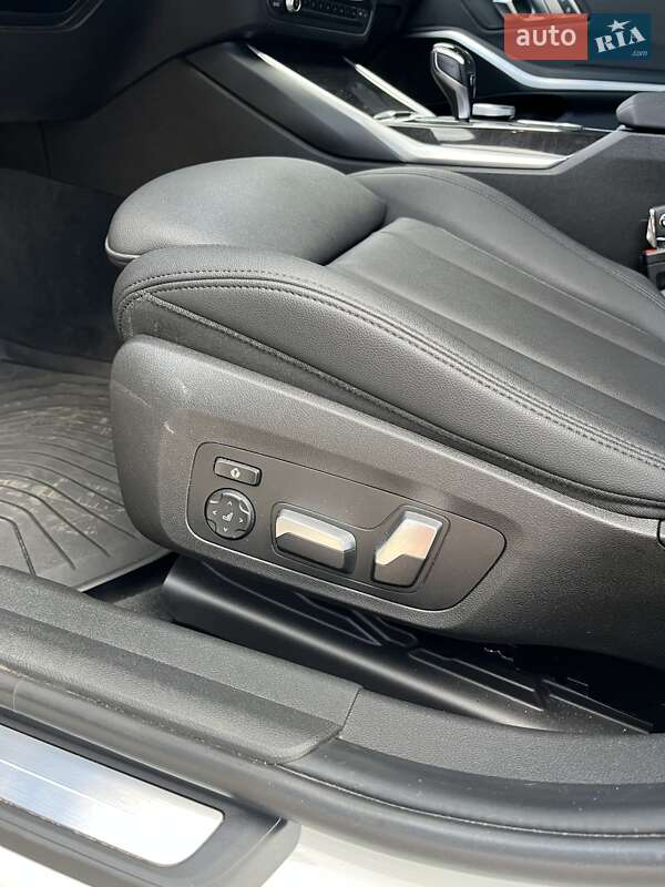 Седан BMW 3 Series 2019 в Полтаве