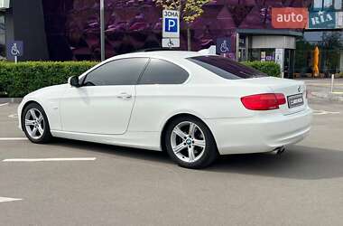 Купе BMW 3 Series 2013 в 