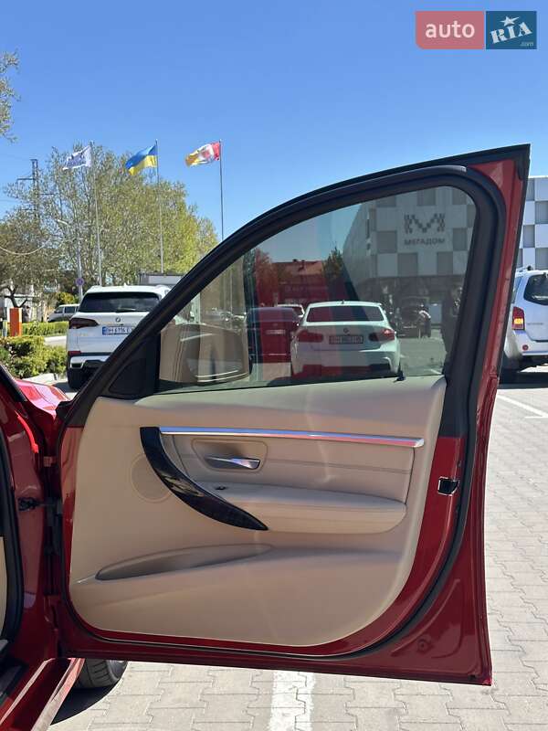 Седан BMW 3 Series 2015 в Одесі