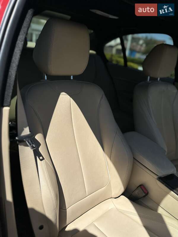 Седан BMW 3 Series 2015 в Одесі