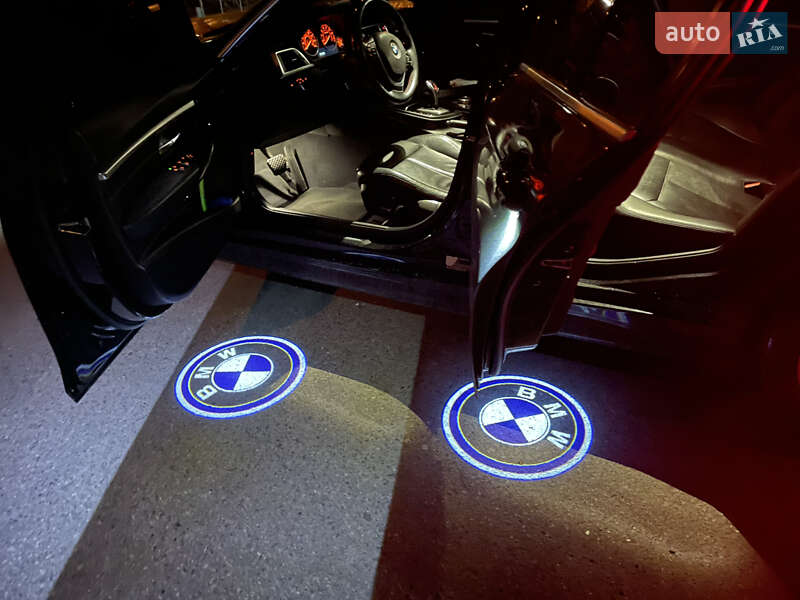 Седан BMW 3 Series 2017 в Львове