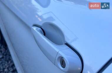 Седан BMW 3 Series 2016 в 