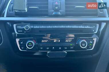 Седан BMW 3 Series 2016 в 