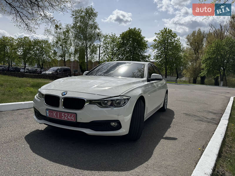 Седан BMW 3 Series 2017 в 